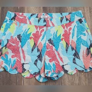 Crown & Ivy Scalloped Tropical Shorts Womens Size 12